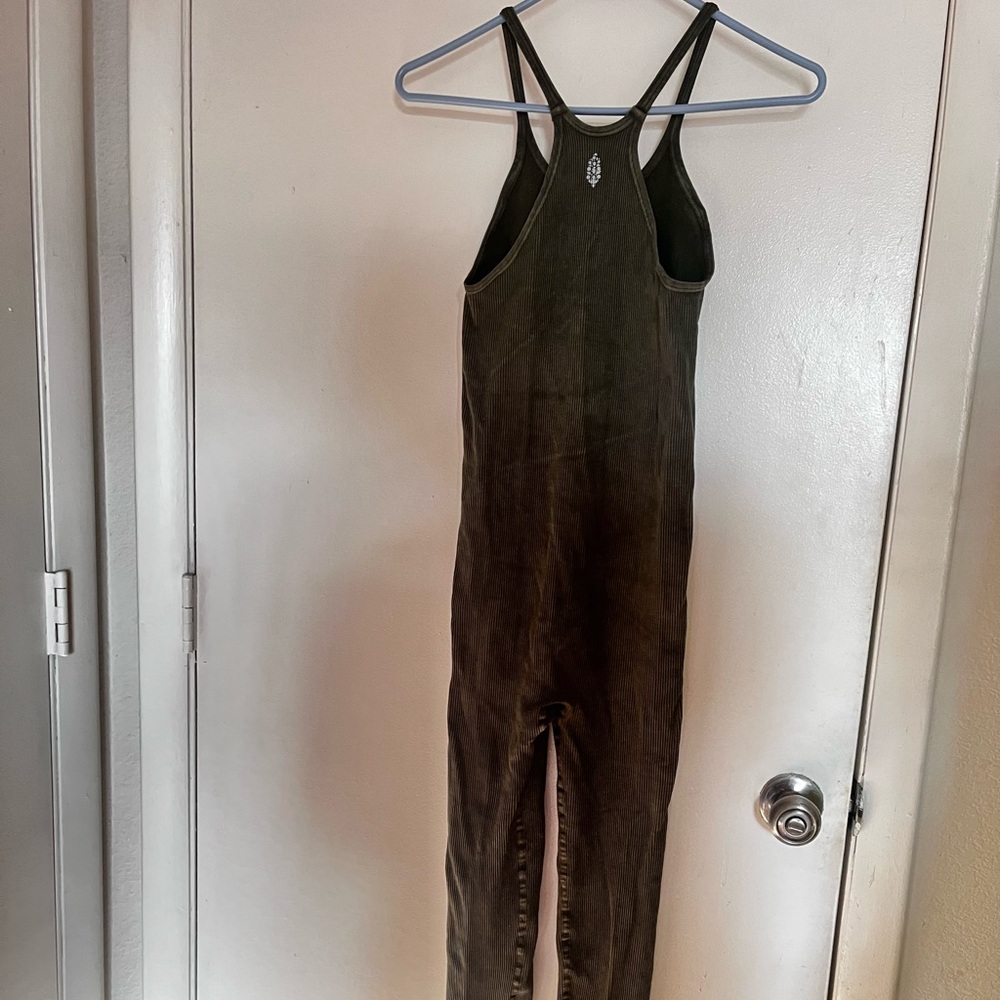 FREE PEOPLE Happiness Runs High Neck Jumpsuit M/L - Picture 4 of 5